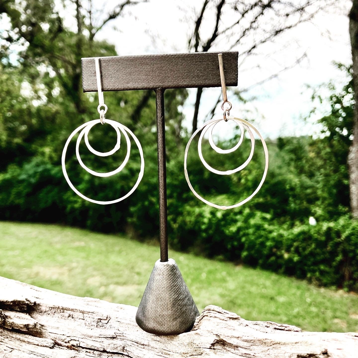 Post modern Earrings lg circles