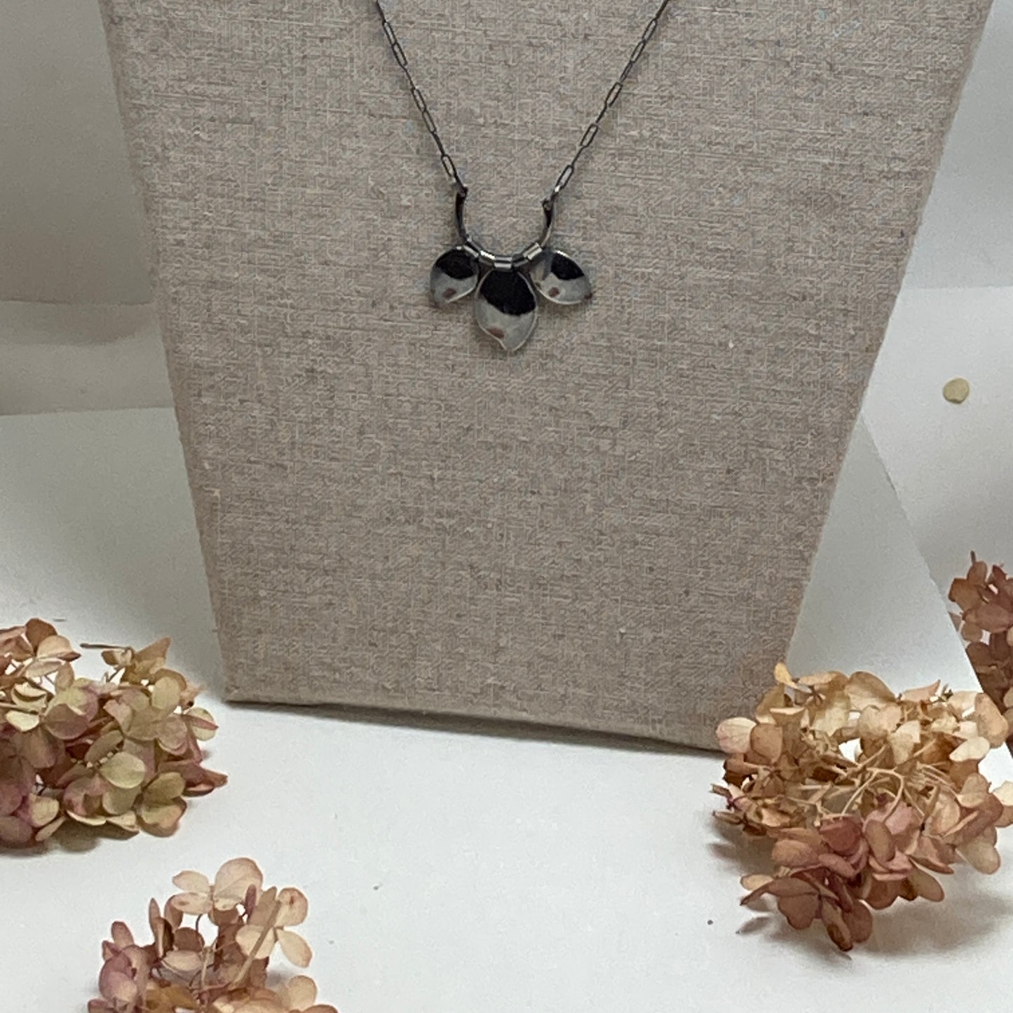 Midnight Foliage Necklace