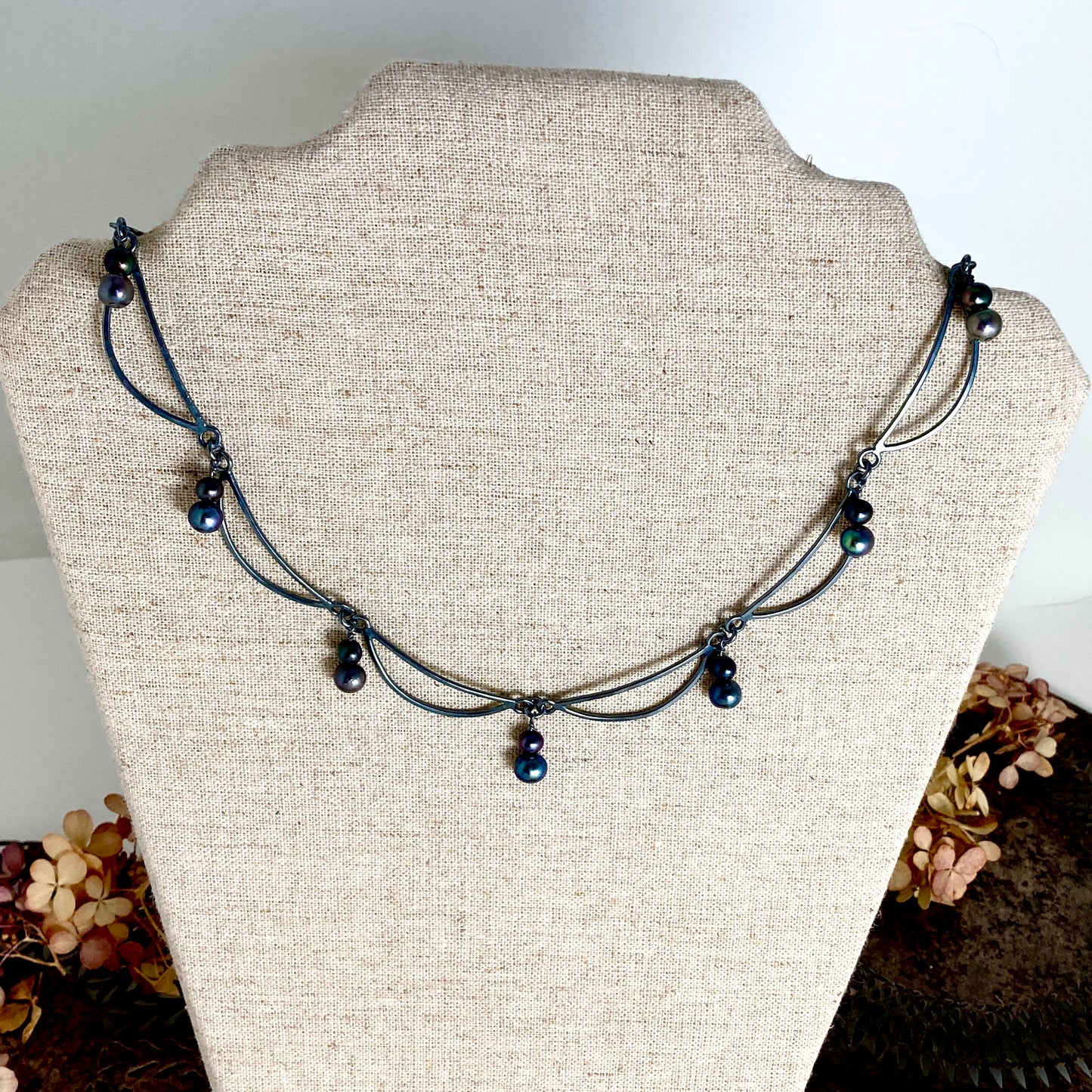Black Pearl Swag Chain