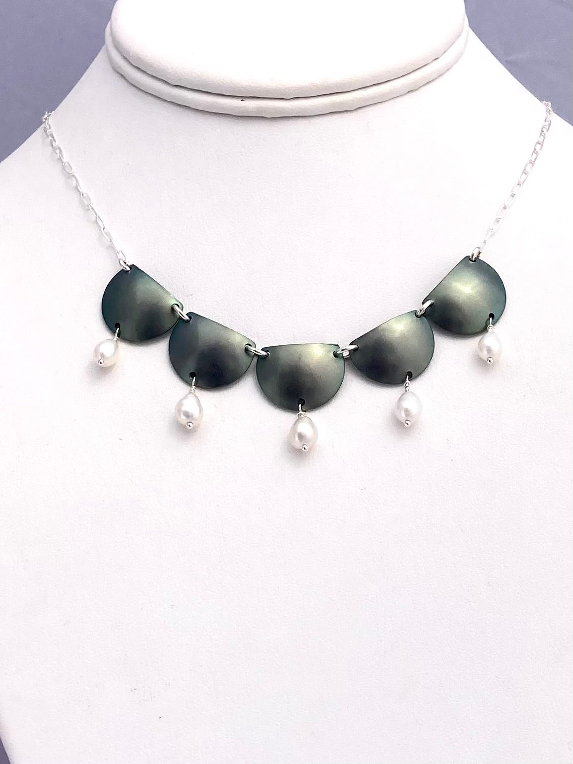 Titanium Bunting Necklace - 5 pc