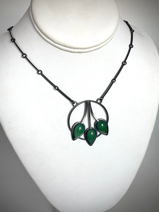 Deco Aventurine Leaf Necklace
