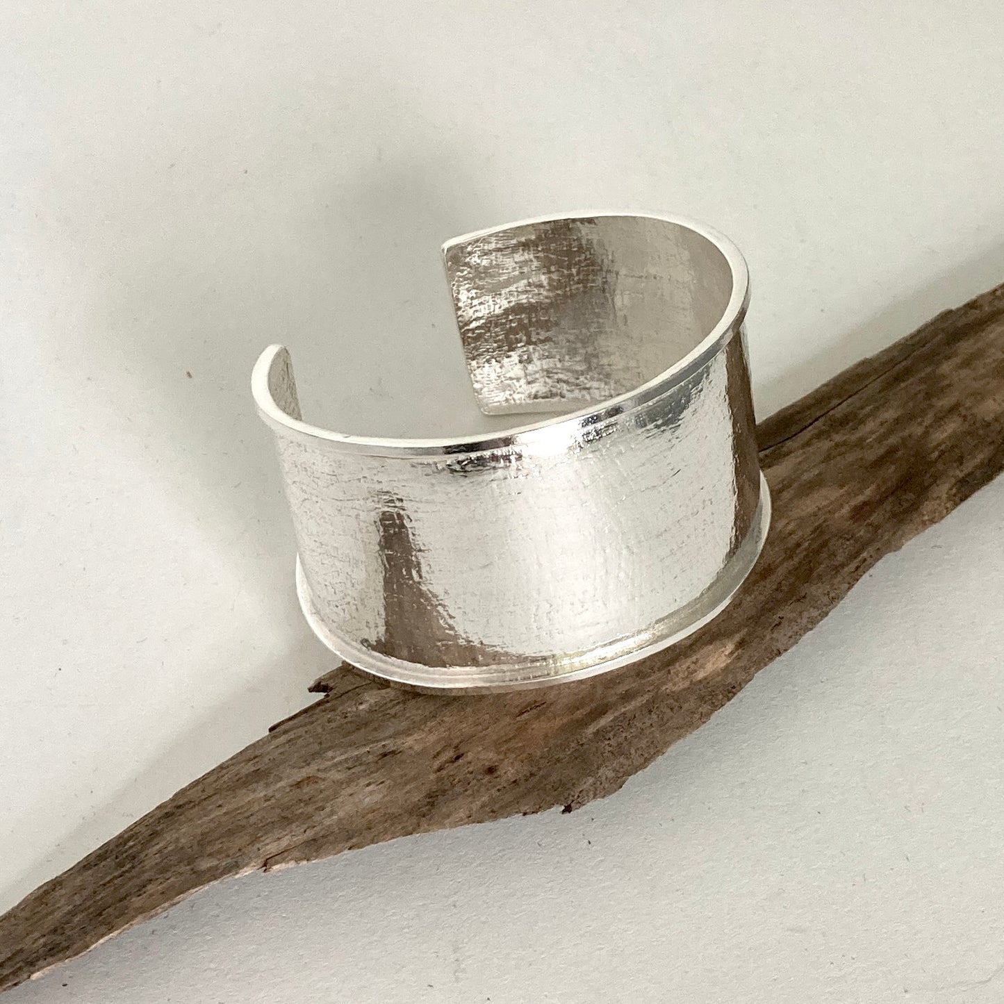 Wonder Cuff